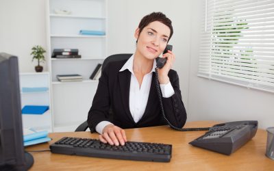 How a Phone Answering Service Can Benefit a Web Design Business