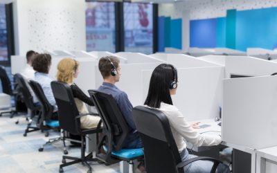 Answering Service vs. Call Center: Which is Better?