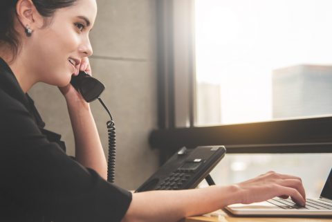 5 Telephone Answering Tips for Customer Service Reps | VoiceLink